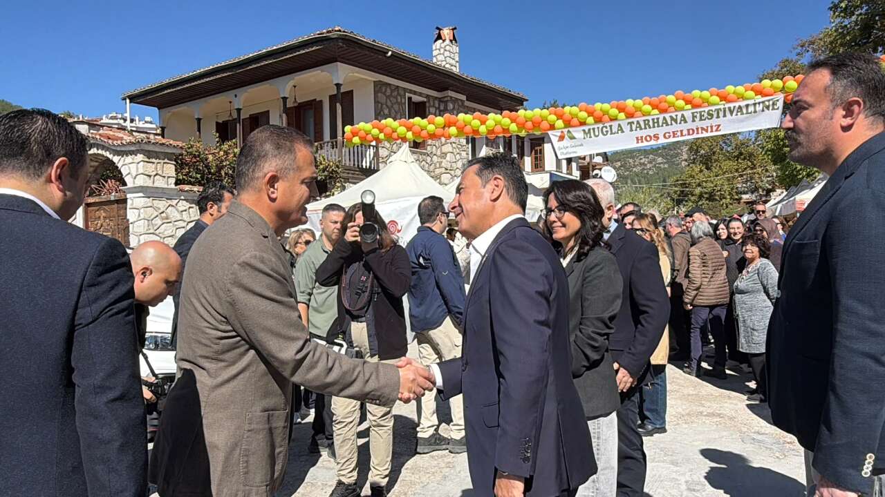 9. Muğla Tarhana Festivali Başladı: Saburhane Meydanı’nda Yoğun Katılım 9